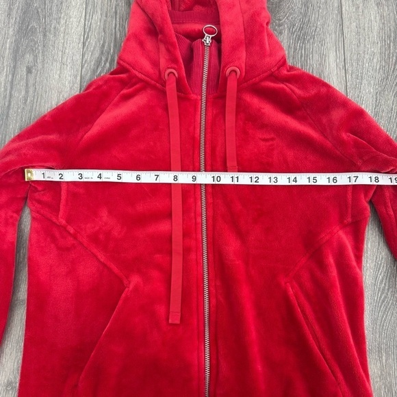 Athleta Triumph Hoodie Double Cozy Karma Hibiscus Red Velour Size XS X-Small - Picture 8 of 10